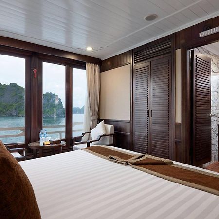 Ha Long Aqua Legend Cruise Hotel Екстериор снимка