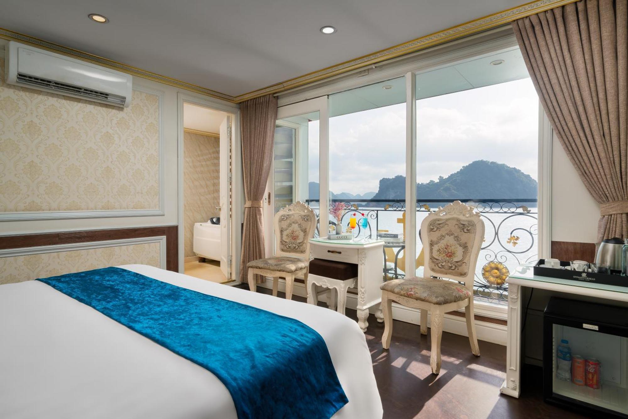 Ha Long Aqua Legend Cruise Hotel Екстериор снимка